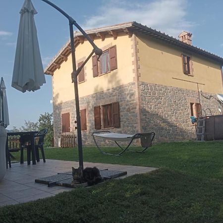 Ferienwohnung Il Gelso Rosso Comunanza Exterior foto