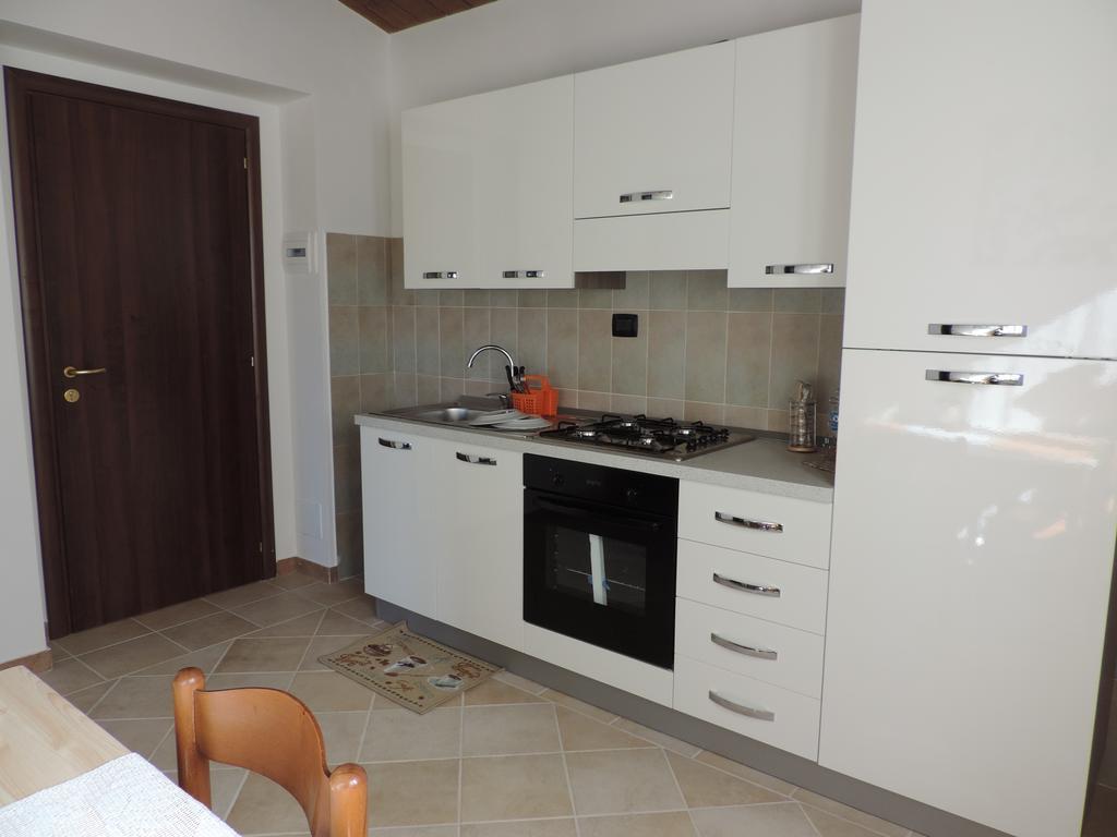 Ferienwohnung Il Gelso Rosso Comunanza Exterior foto